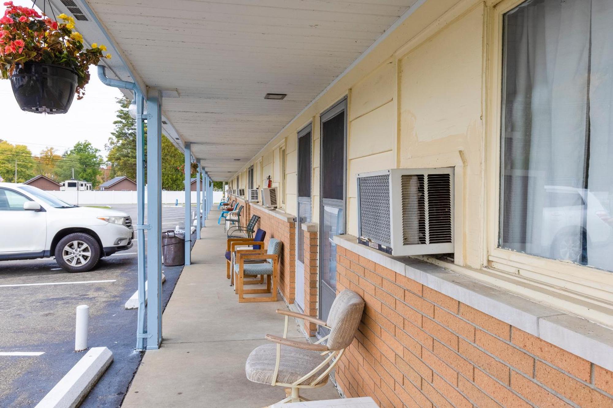 Parkside Motel By Oyo Meadville Conneaut Lake Conneaut Lakeshore Kültér fotó